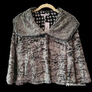 CAbi NWT Chinchilly cropped jacket, size M